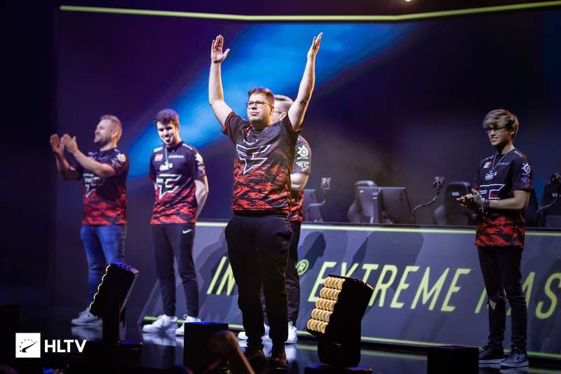 扎心了！LoL Esports官网嘲讽入围赛 官推发文道歉