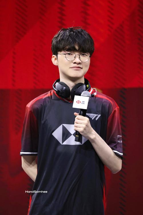 DOTA2热度回春？在线人数直逼Ti9